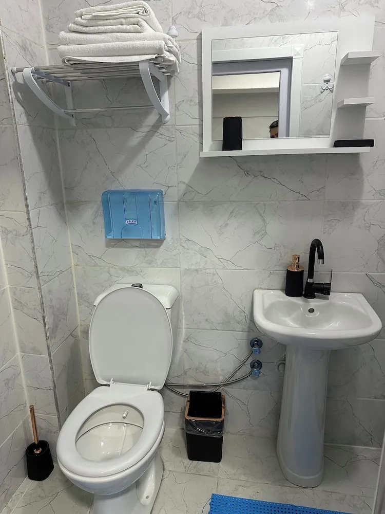 Economy Tek Büyük veya İki Ayrı Yataklı Oda