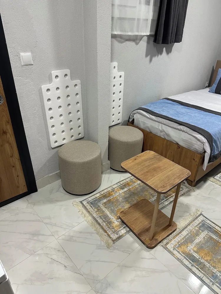 Economy Tek Büyük Yataklı Oda