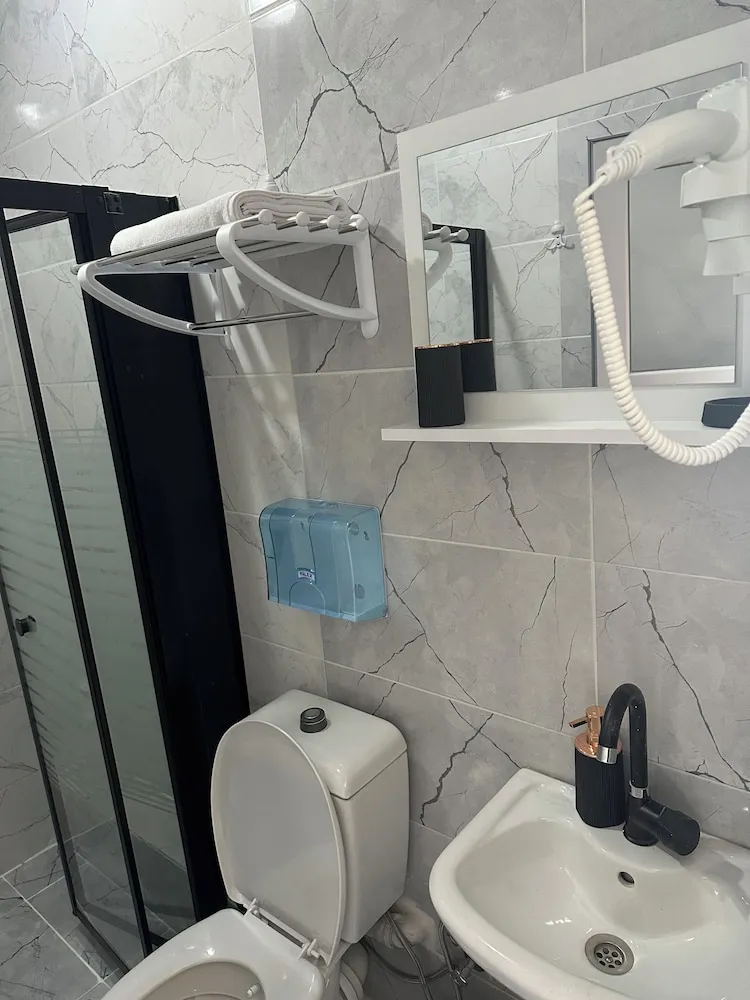 Deluxe Tek Büyük veya İki Ayrı Yataklı Oda