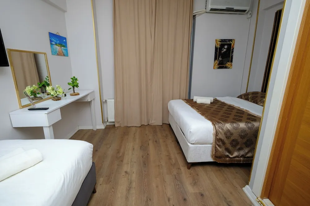 Standard Üç Kişilik Oda