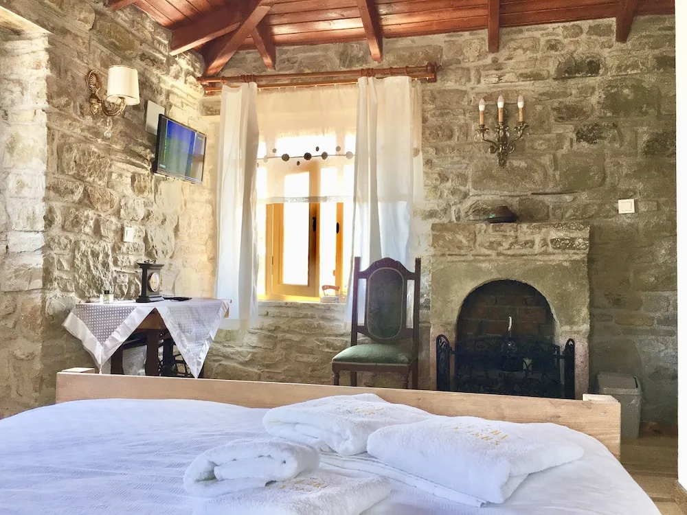 Deluxe Üç Kişilik Oda, 1 Yatak Odası, Dağ Manzaralı