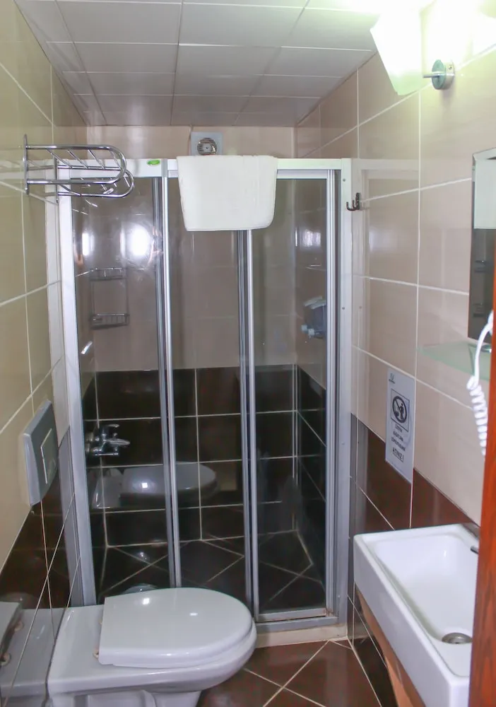 Standard Üç Kişilik Oda