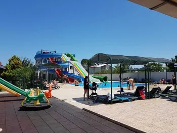 Sinopsis Resort Otel