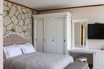 Marin Alaçatı Hotel