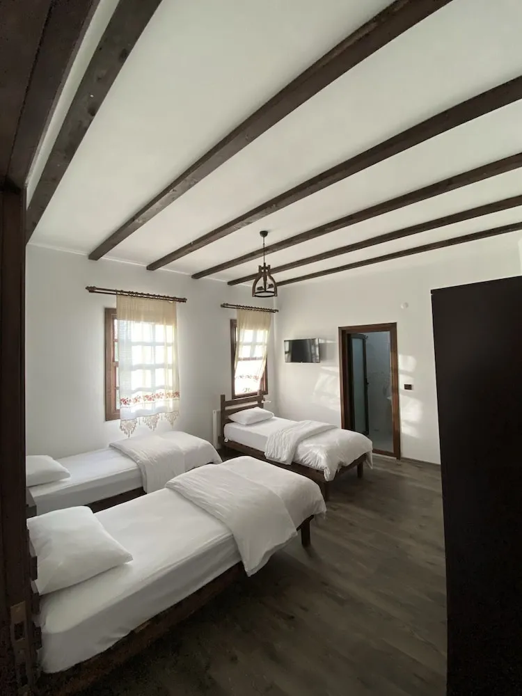 Luxury Oda, 2 Yatak Odası, Sigara İçilebilir, Göl Manzaralı