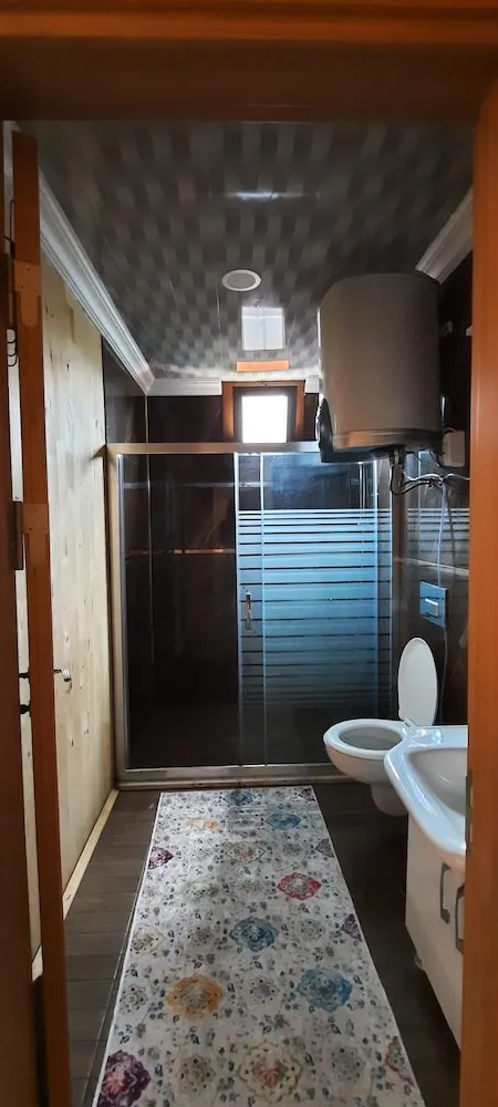 101 Triple Room