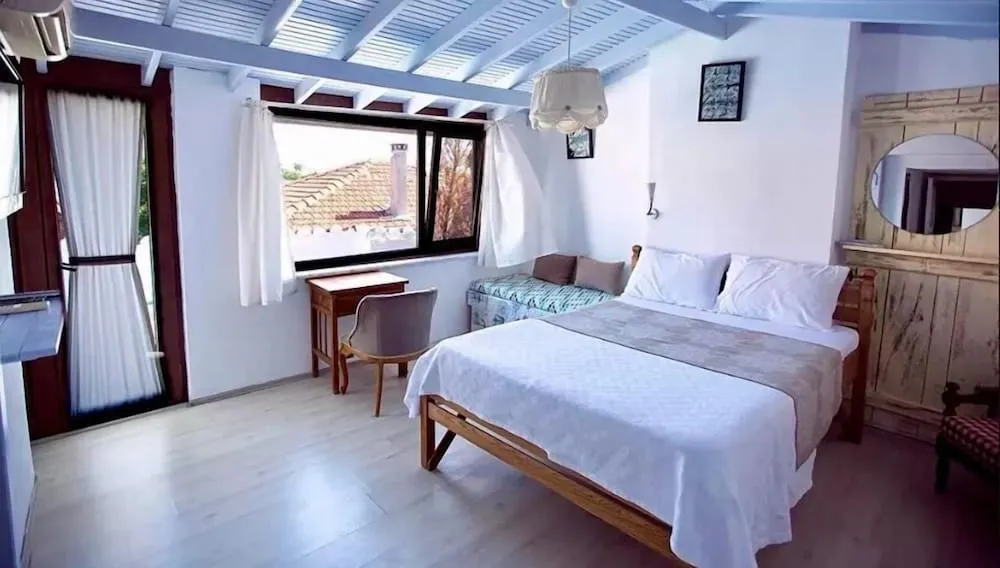 Deluxe Oda, Balkon, Deniz Manzaralı