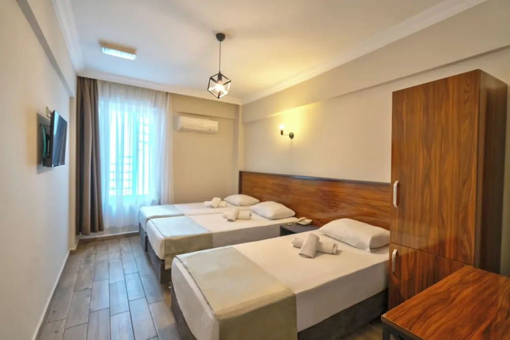 Standard Üç Kişilik Oda