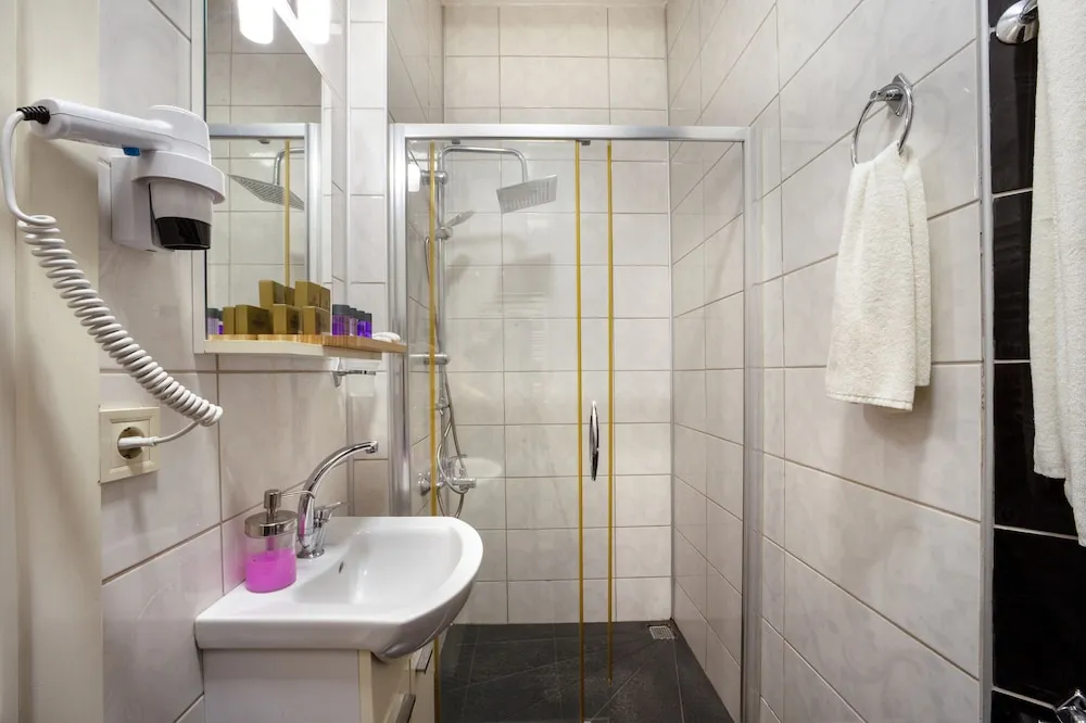 Deluxe Double Room with Brick Wall