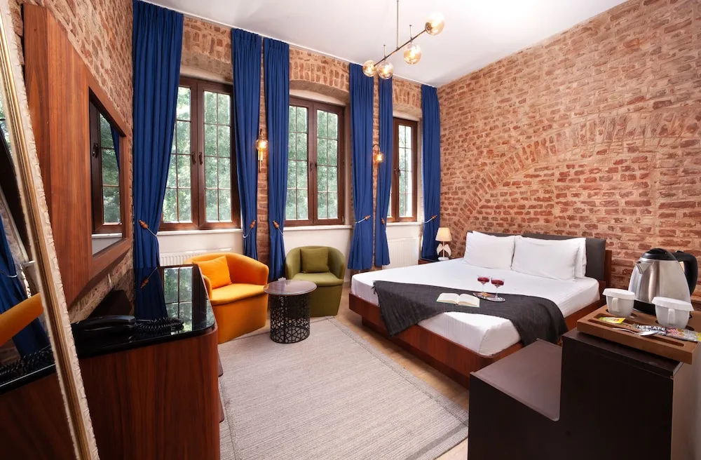 Deluxe Double Room with Brick Wall