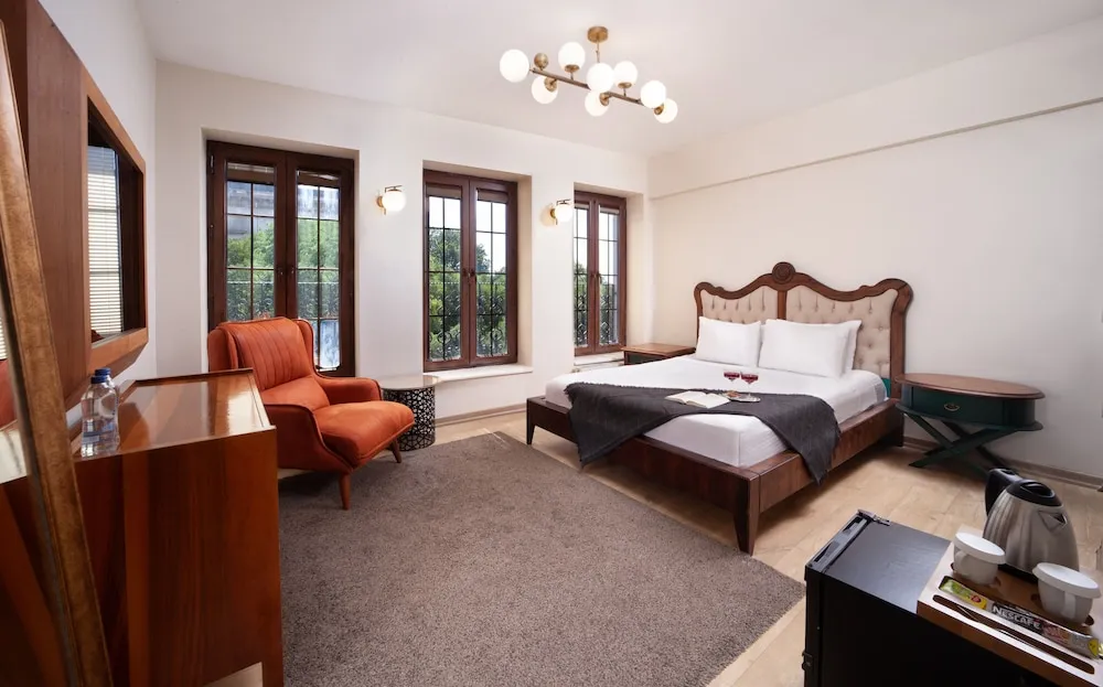 Deluxe Double Room with Brick Wall