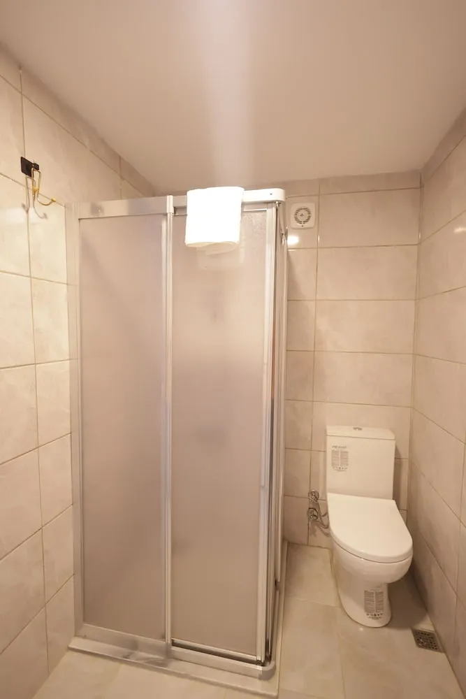 Standard Üç Kişilik Oda
