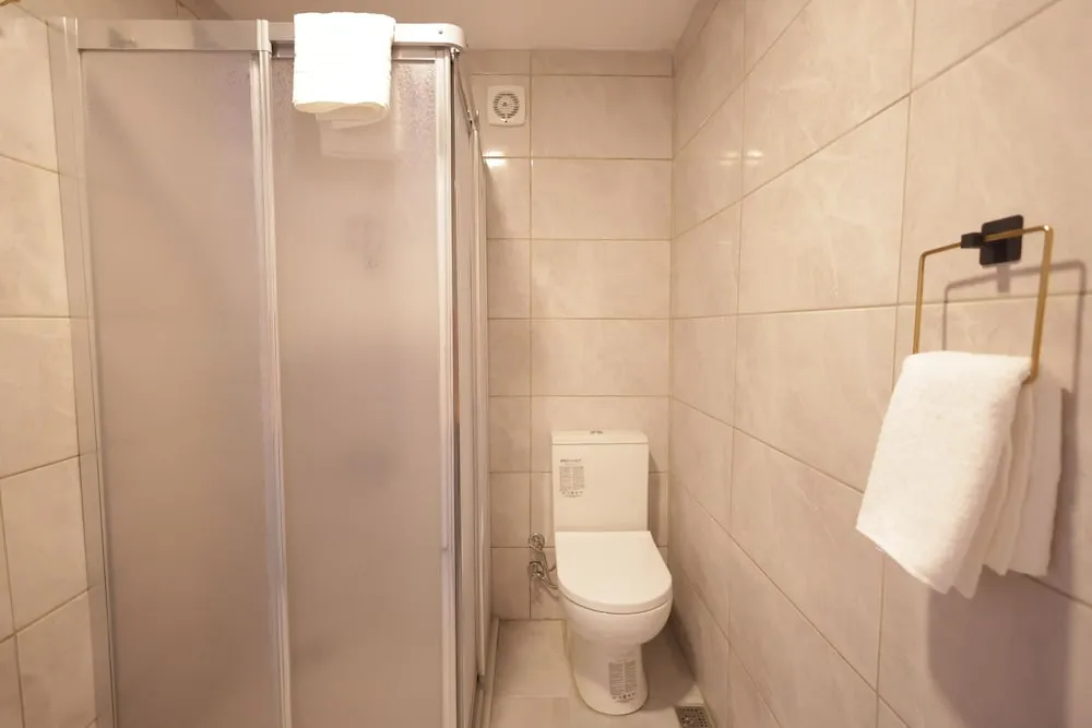 Standard Üç Kişilik Oda