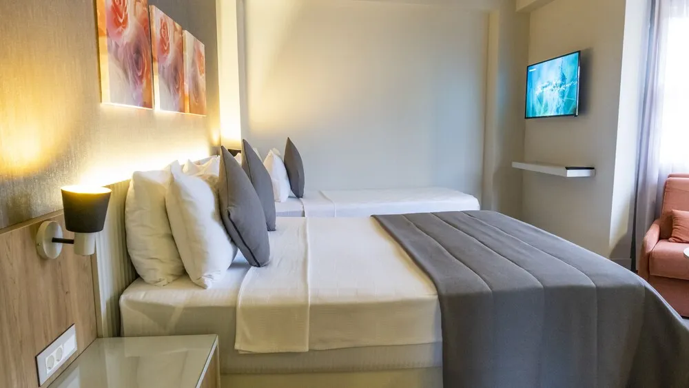 Deluxe Üç Kişilik Oda