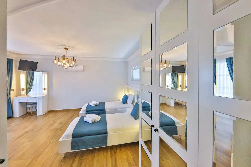 Family Villa, Dağ Manzaralı