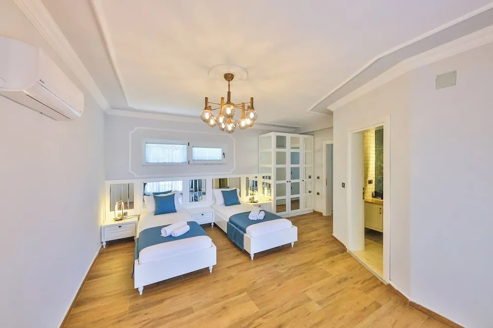 Family Villa, Dağ Manzaralı