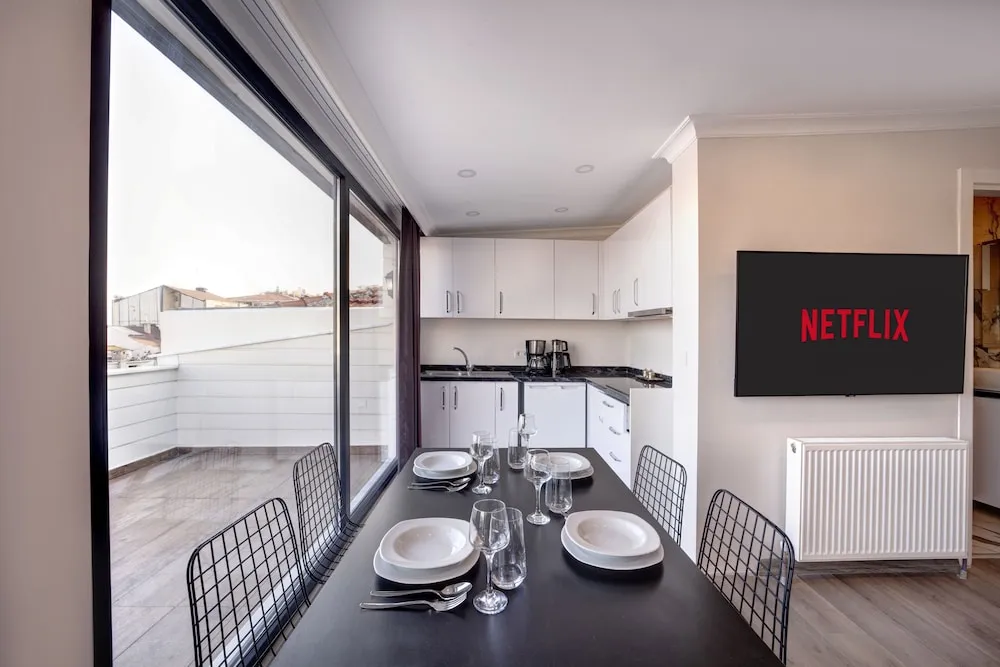 Family Çatı Katı Süiti (Penthouse)