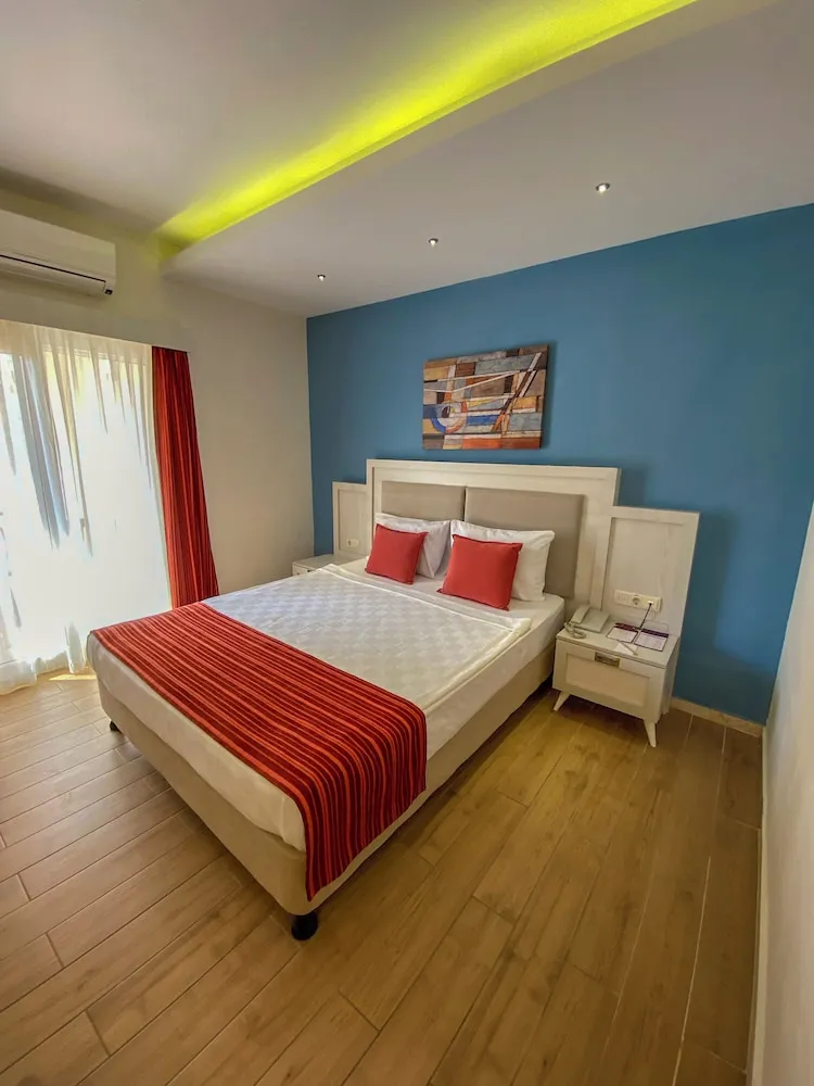 Standard Room, Main Building