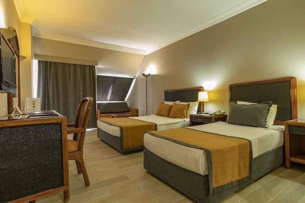Standard Room, Main Building