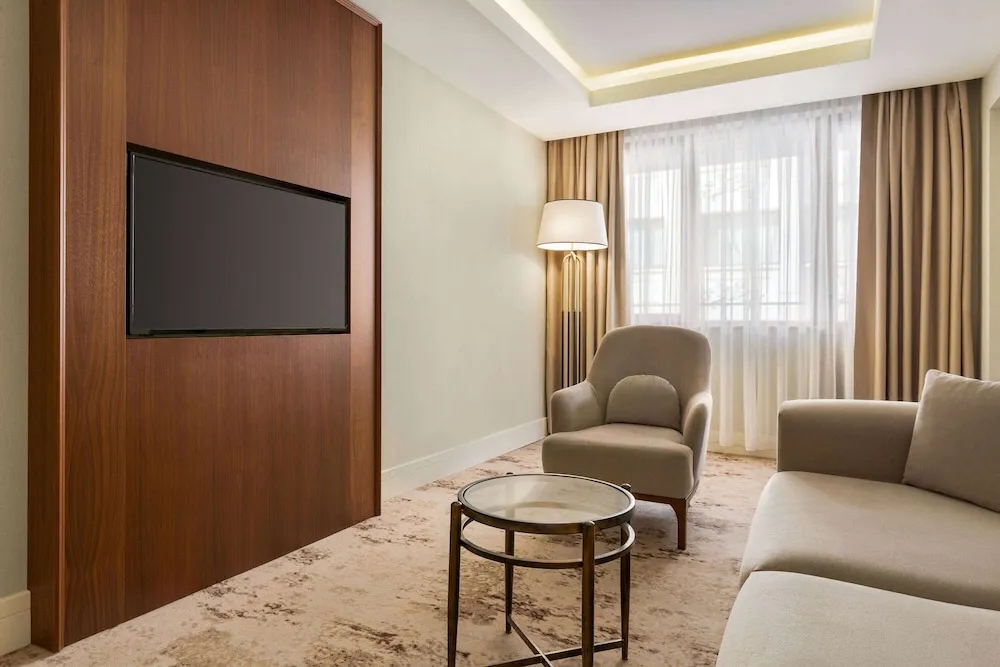 Family Süit, Balkon, Havuz Manzaralı (1 Kingbed, 1 Single Bed)