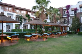 Liona Hotel