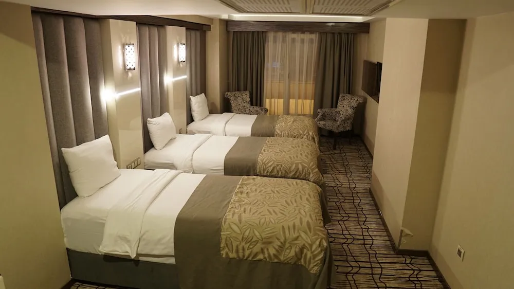 Comfort Üç Kişilik Oda, Sigara İçilmez, Şehir Manzaralı