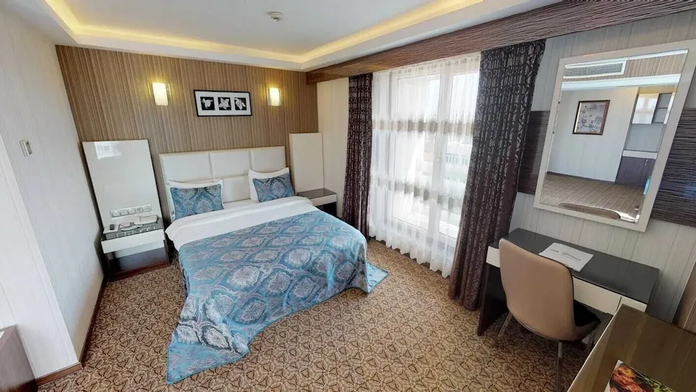 Deluxe Oda, Şehir Manzaralı, Köşe