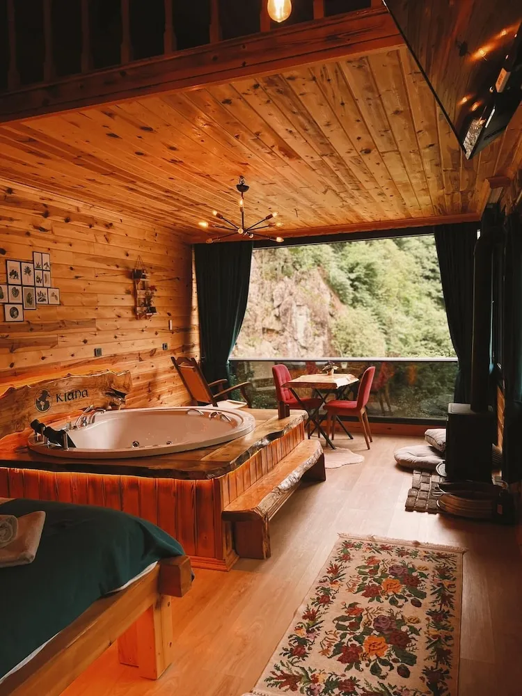 Deluxe Bungalov