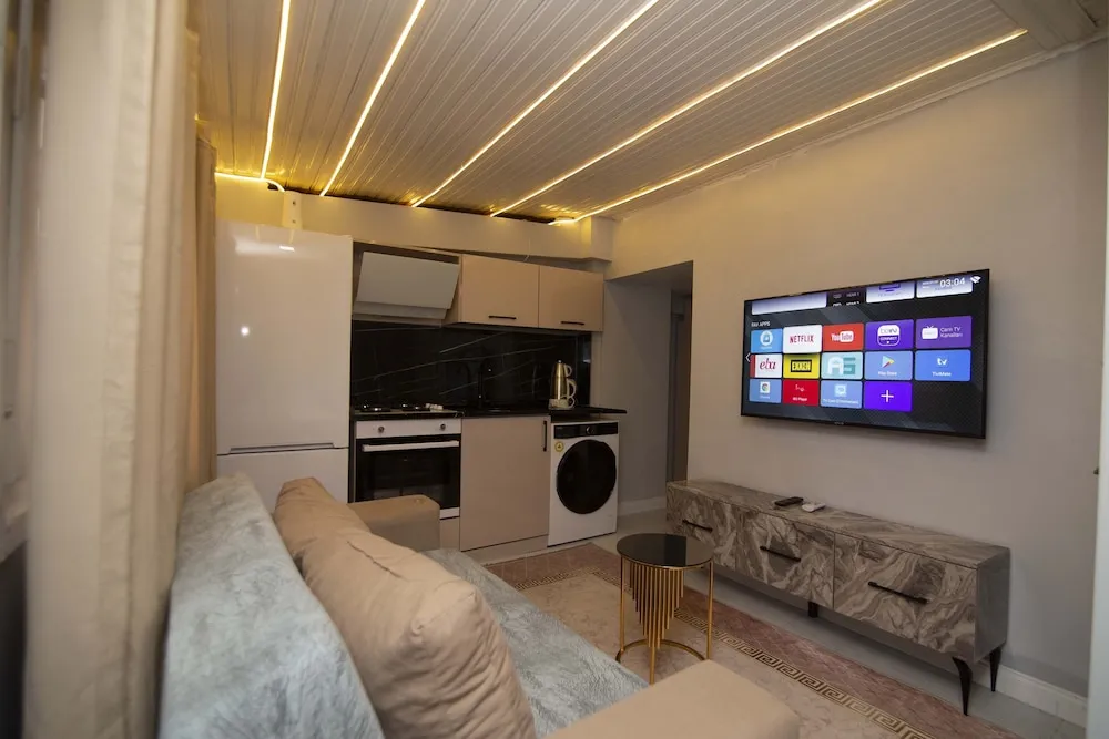 Apart 104