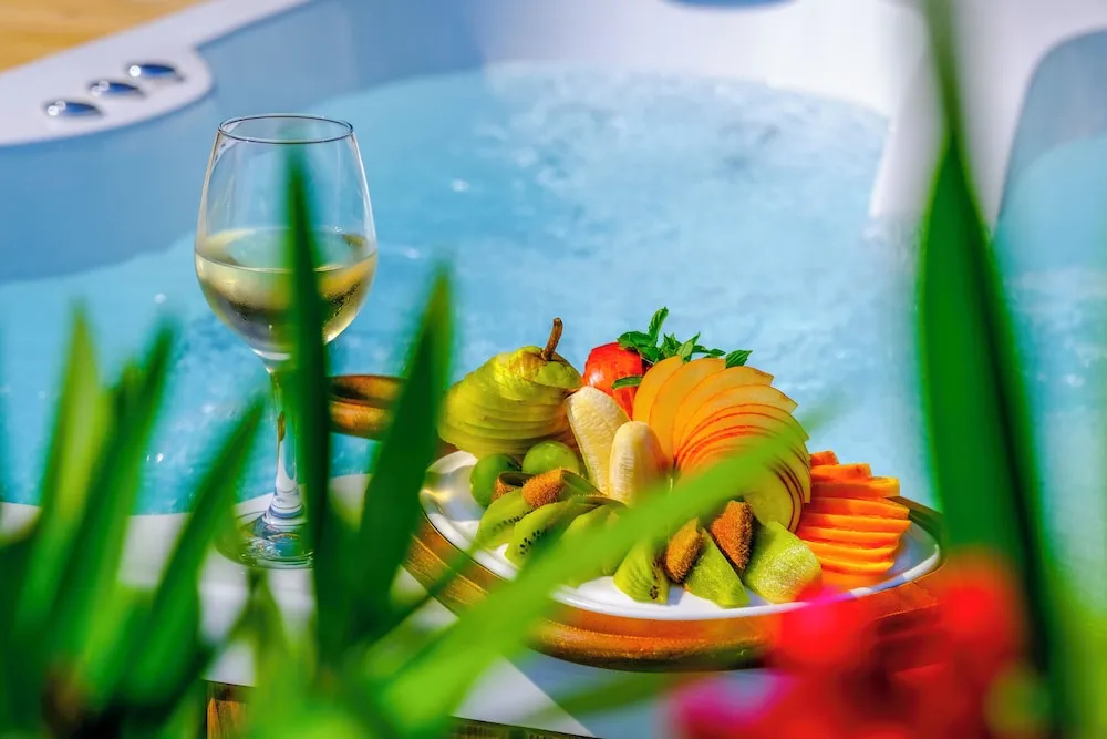 Honeymoon Tek Büyük Yataklı Oda