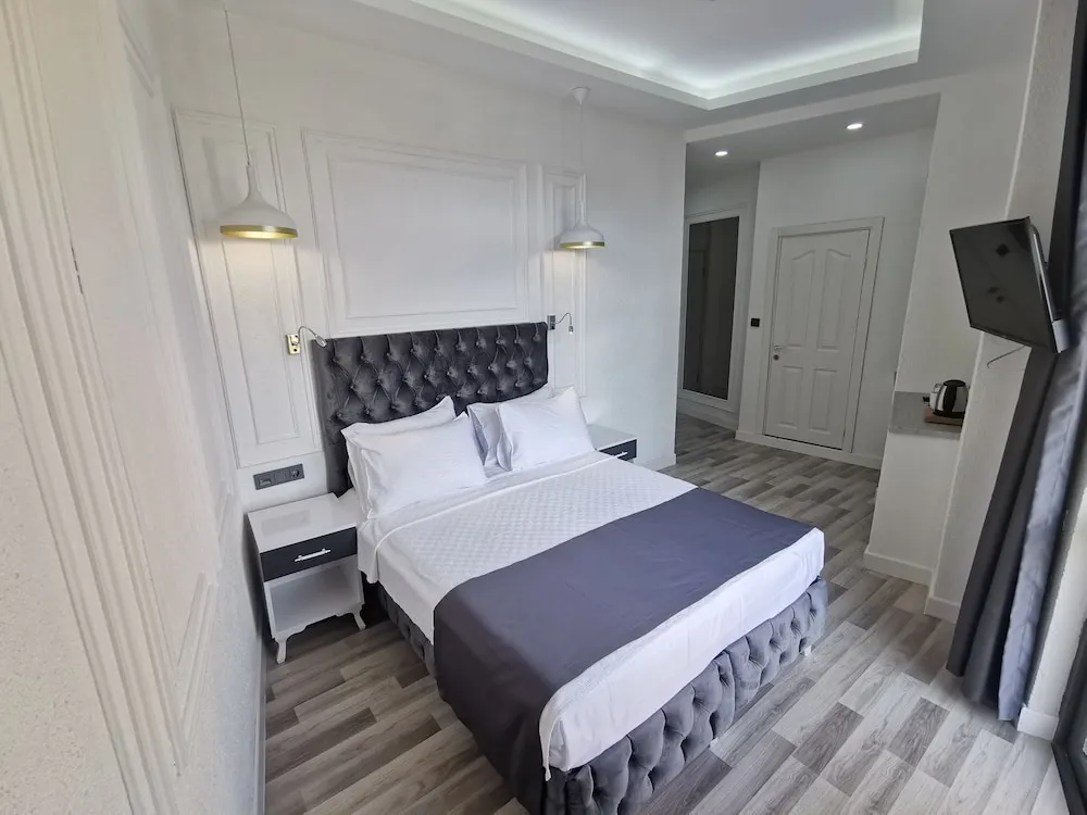 Balkonlu Cift Kisilik Oda