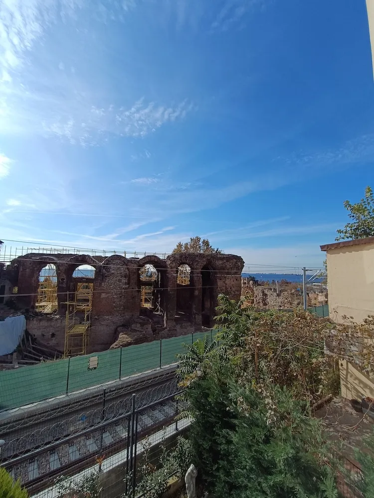 Balkonlu Cift Kisilik Oda