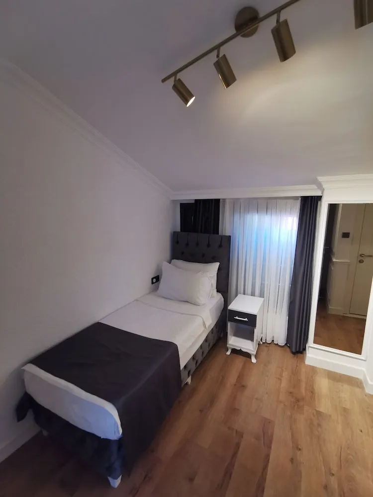 EKONOMIK TEK KISILIK ODA