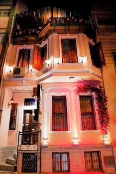 Pablo Suit Hotel