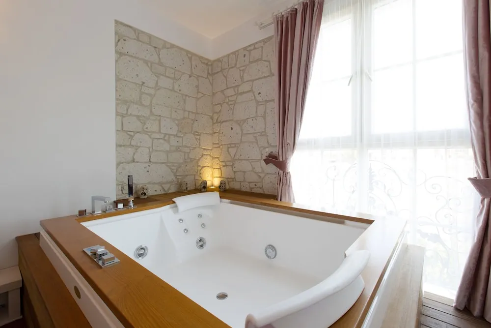 Honeymoon Süit (Jacuzzi)