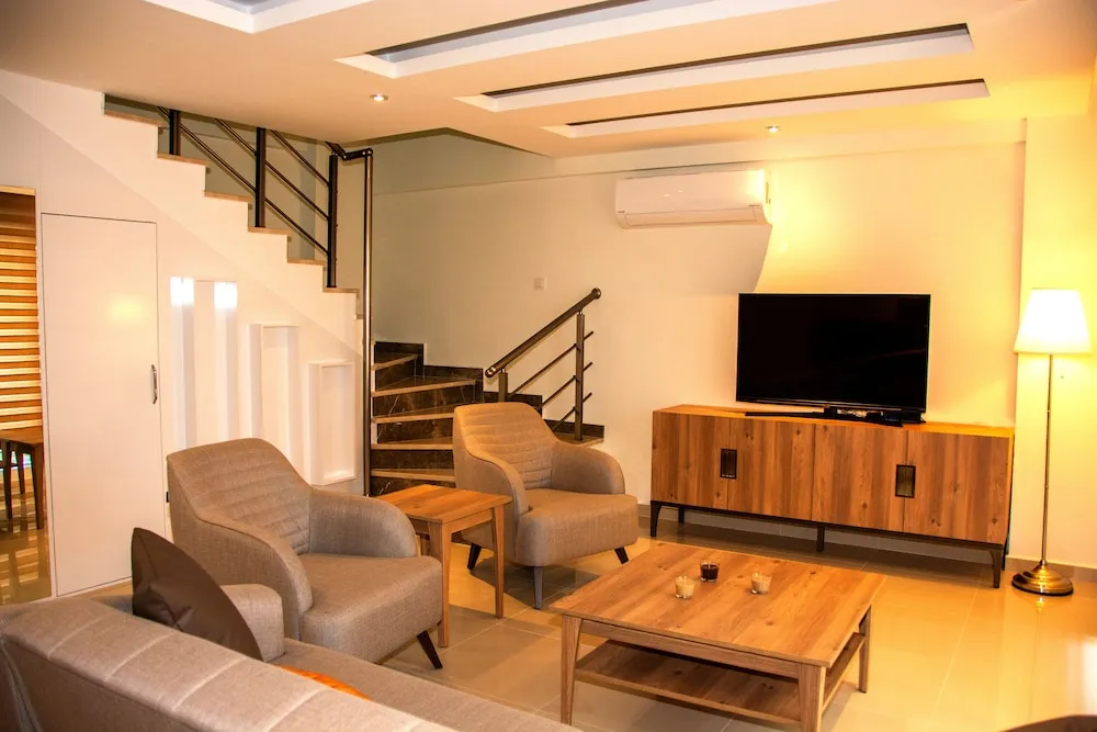 Family Çatı Katı Süiti (Penthouse)