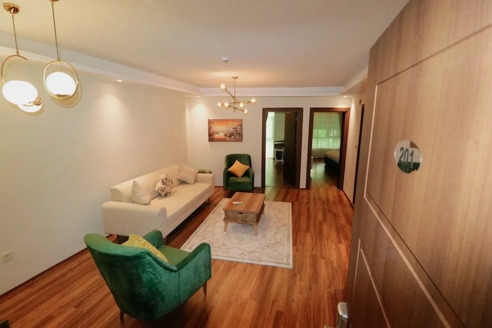 Super Family Suit, Multiple Beds, City View
