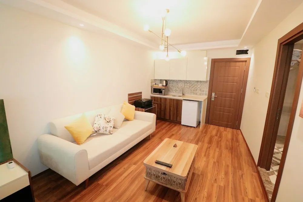 Family Suit, Multiple Beds, City View