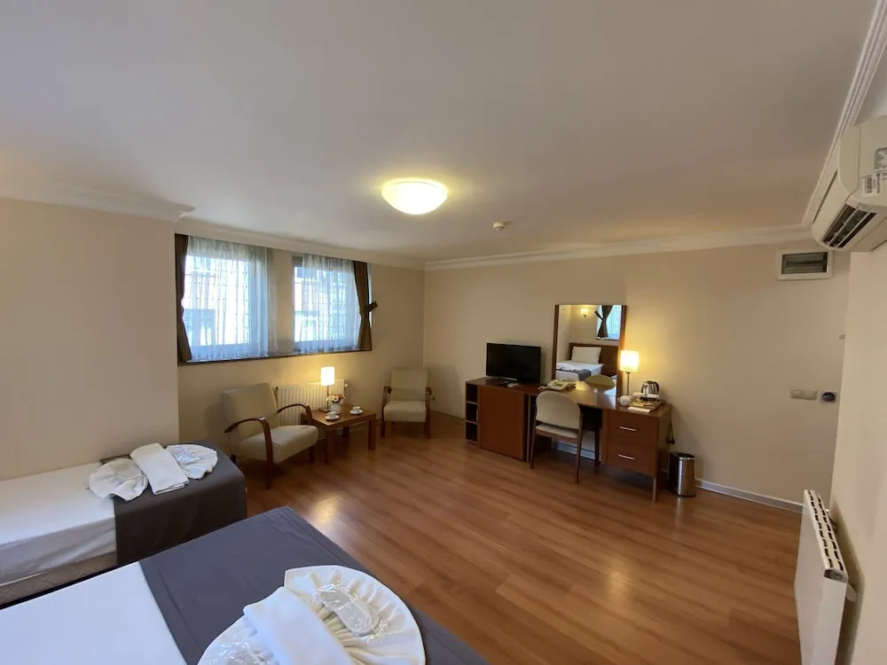 Superior Üç Kişilik Oda, Sigara İçilmez, Şehir Manzaralı