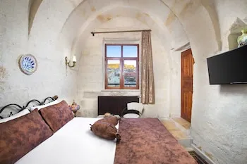 Romantic Cave Hotel