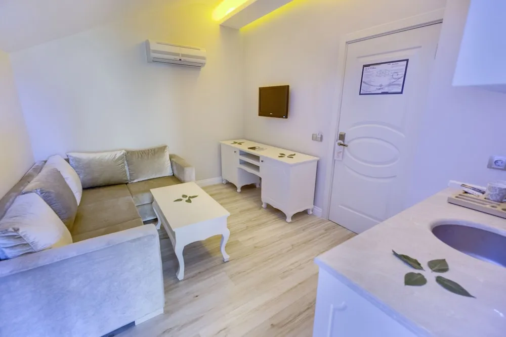 Deluxe Süit, Bahçe Manzaralı