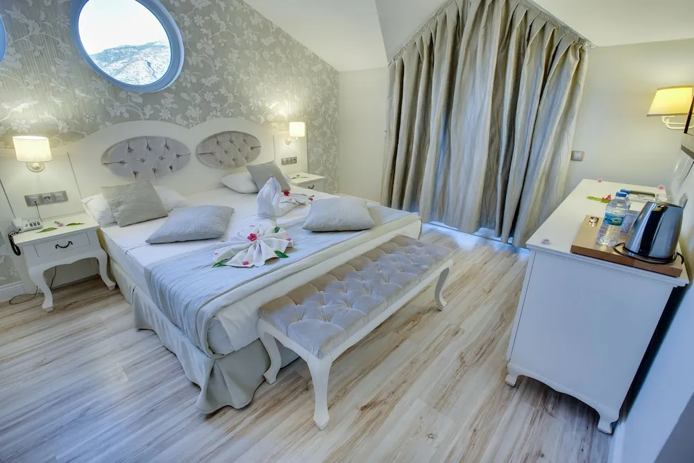Deluxe Tek Büyük Yataklı Oda, 1 Yatak Odası