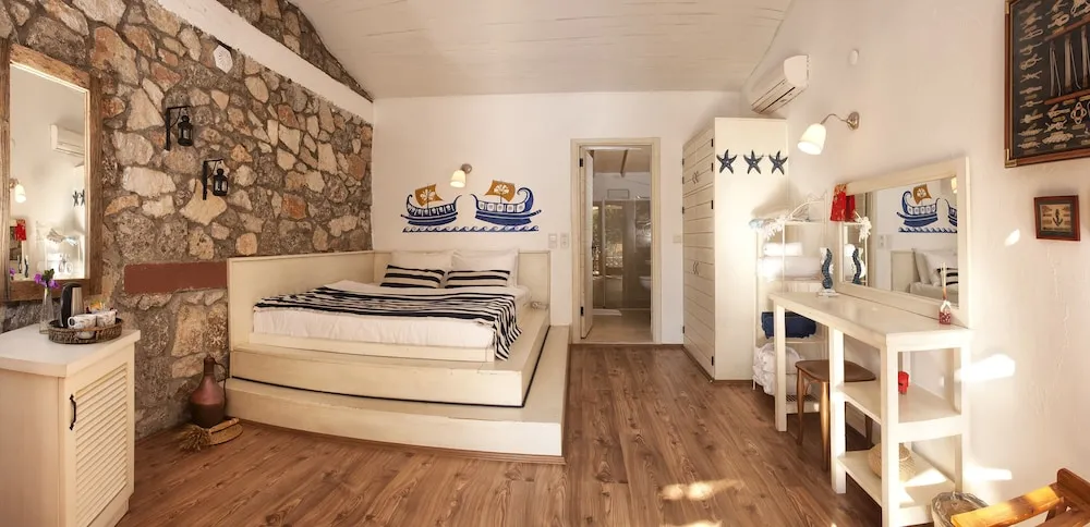 Stone House with Jetted Tub