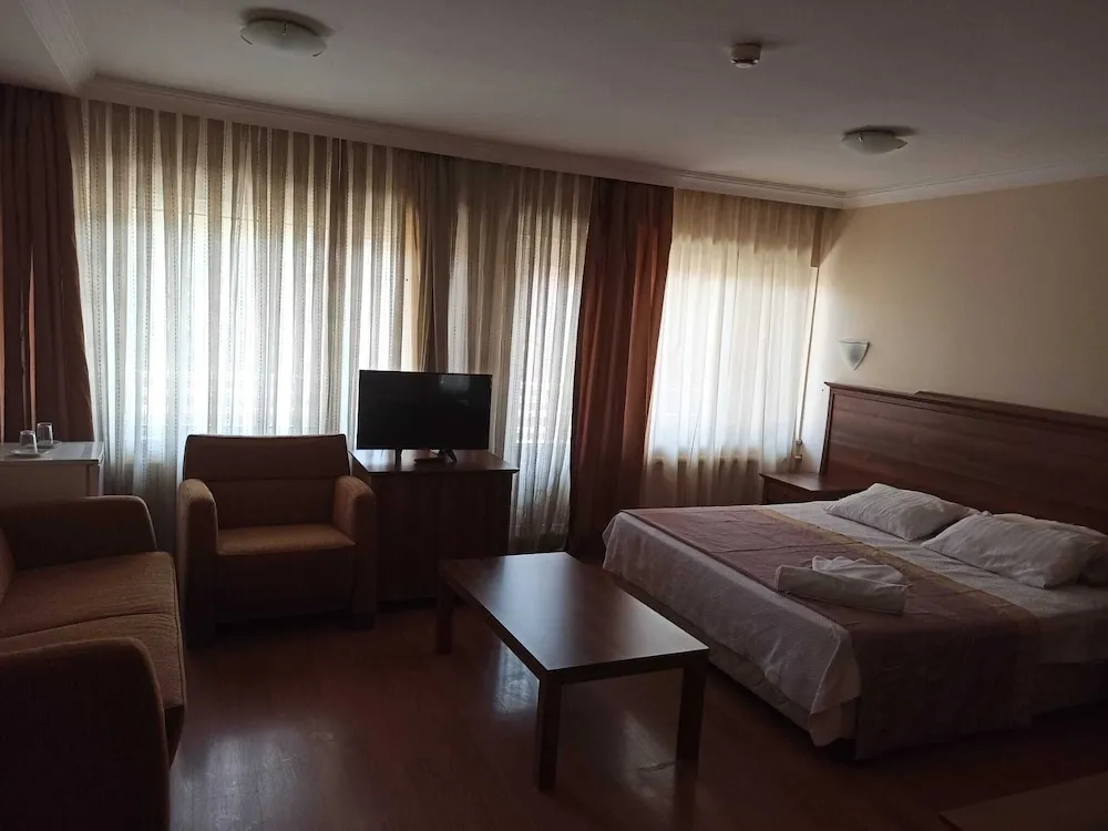 Superior Tek Büyük Yataklı Oda