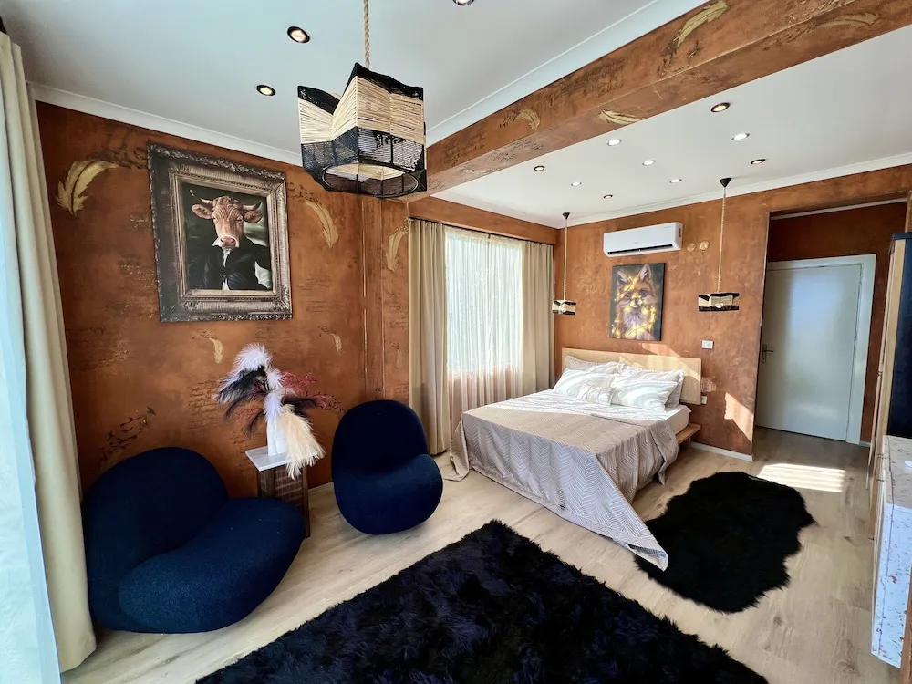 Orange Deluxe Room