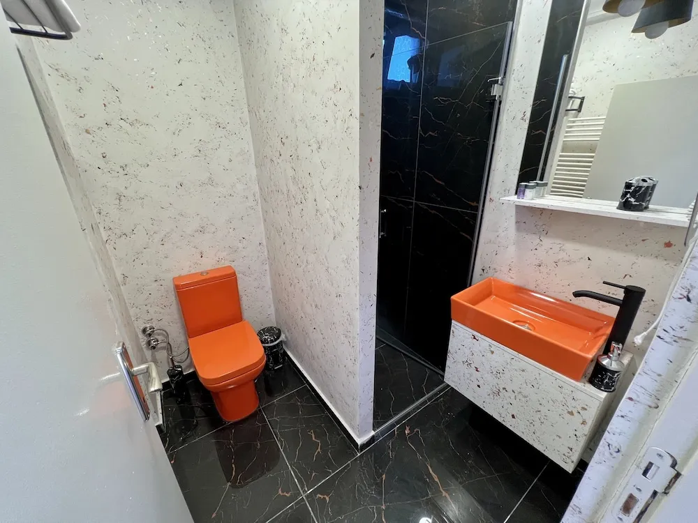 Orange Deluxe Room