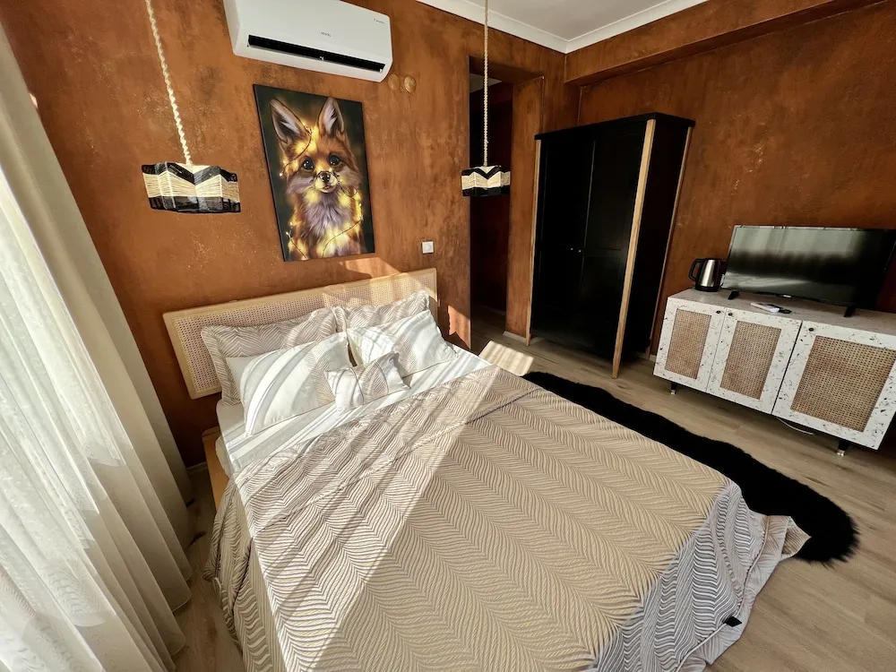 Orange Deluxe Room