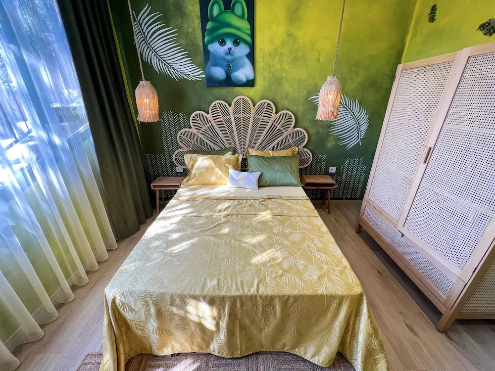 Green Deluxe Room