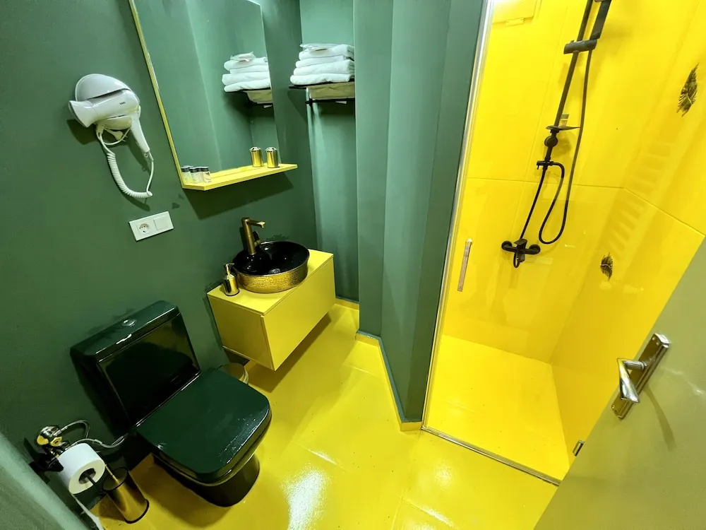 Green Deluxe Room
