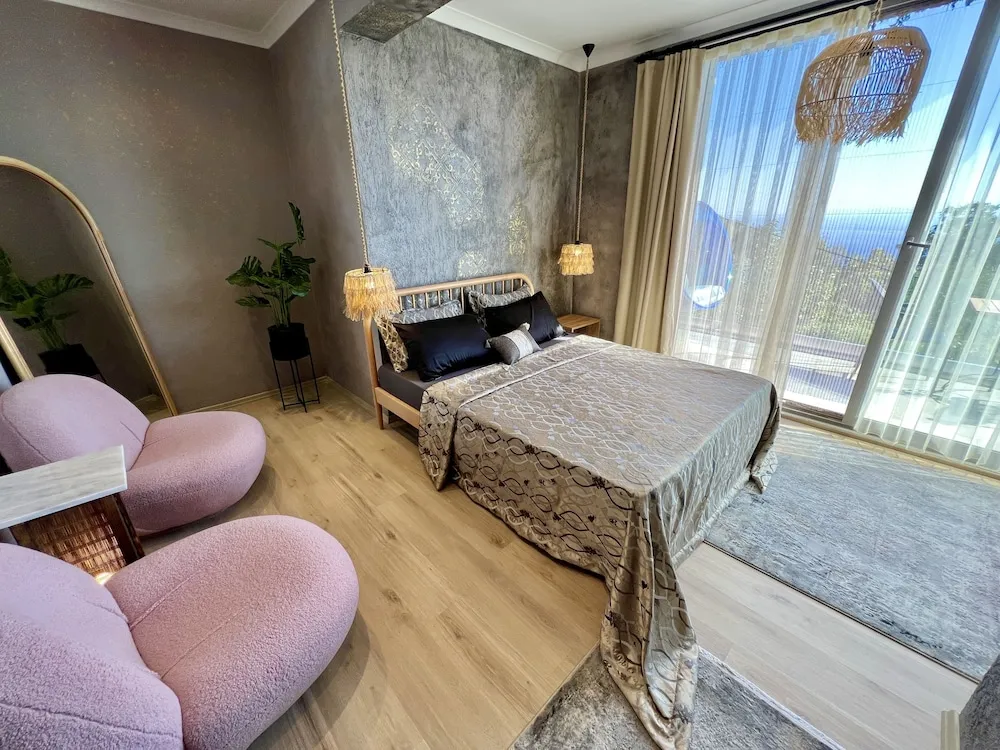 Grey Deluxe Room